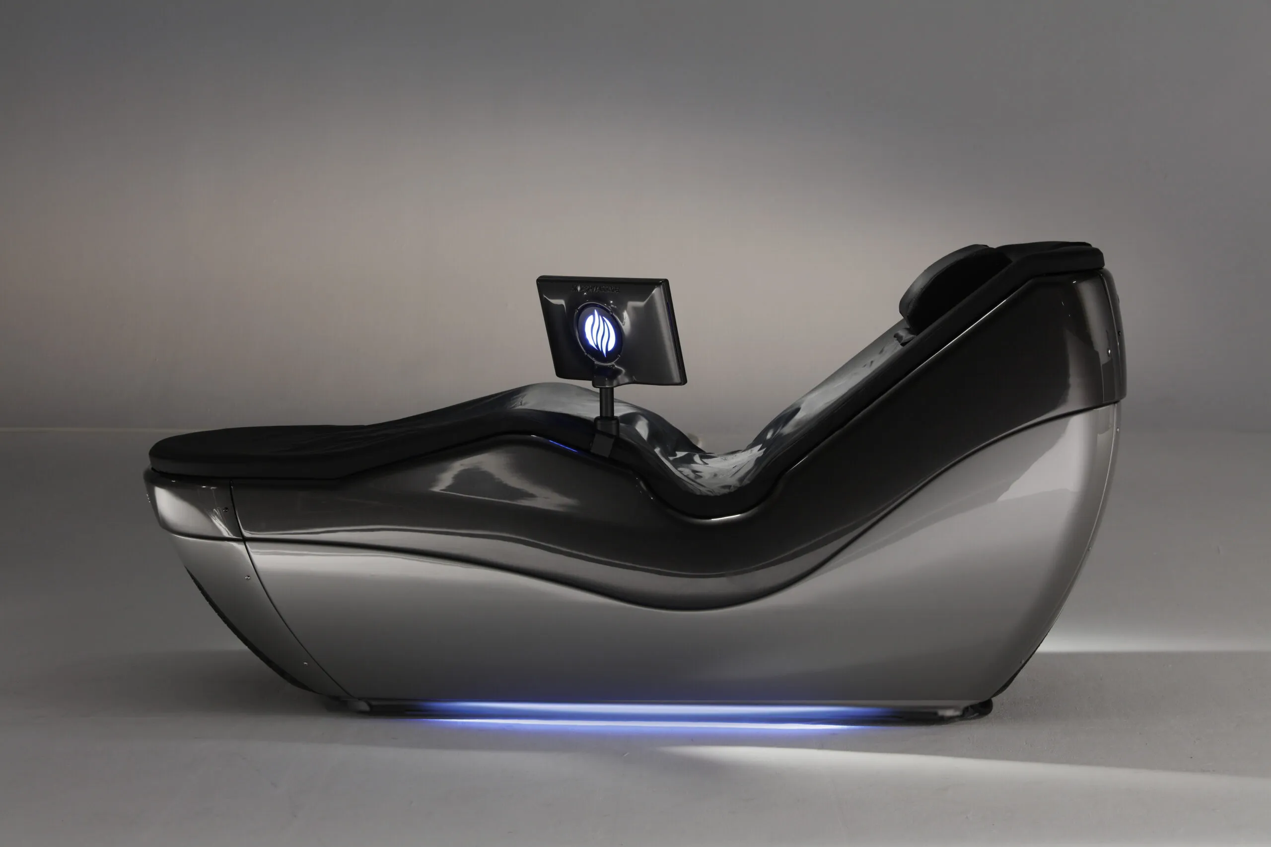 Newsroom 31 HydroMassage Side View