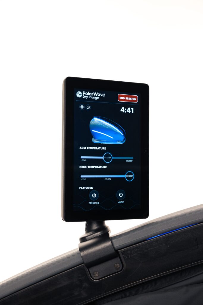 PolarWave dry cold plunge screen